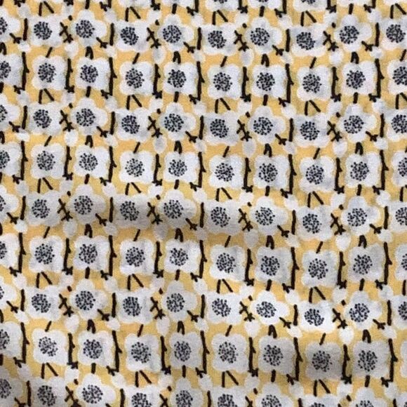 Max Studio Yellow floral Blouse with bubble sleeves - Picture 10 of 10